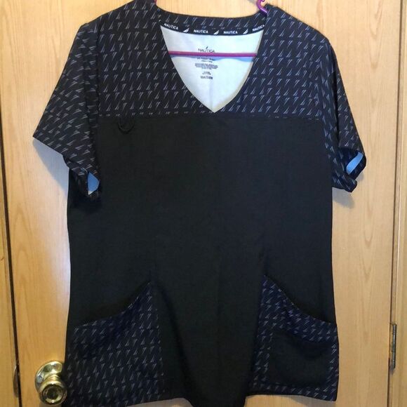 Nautica size large scrub top NWOT - Picture 1 of 7